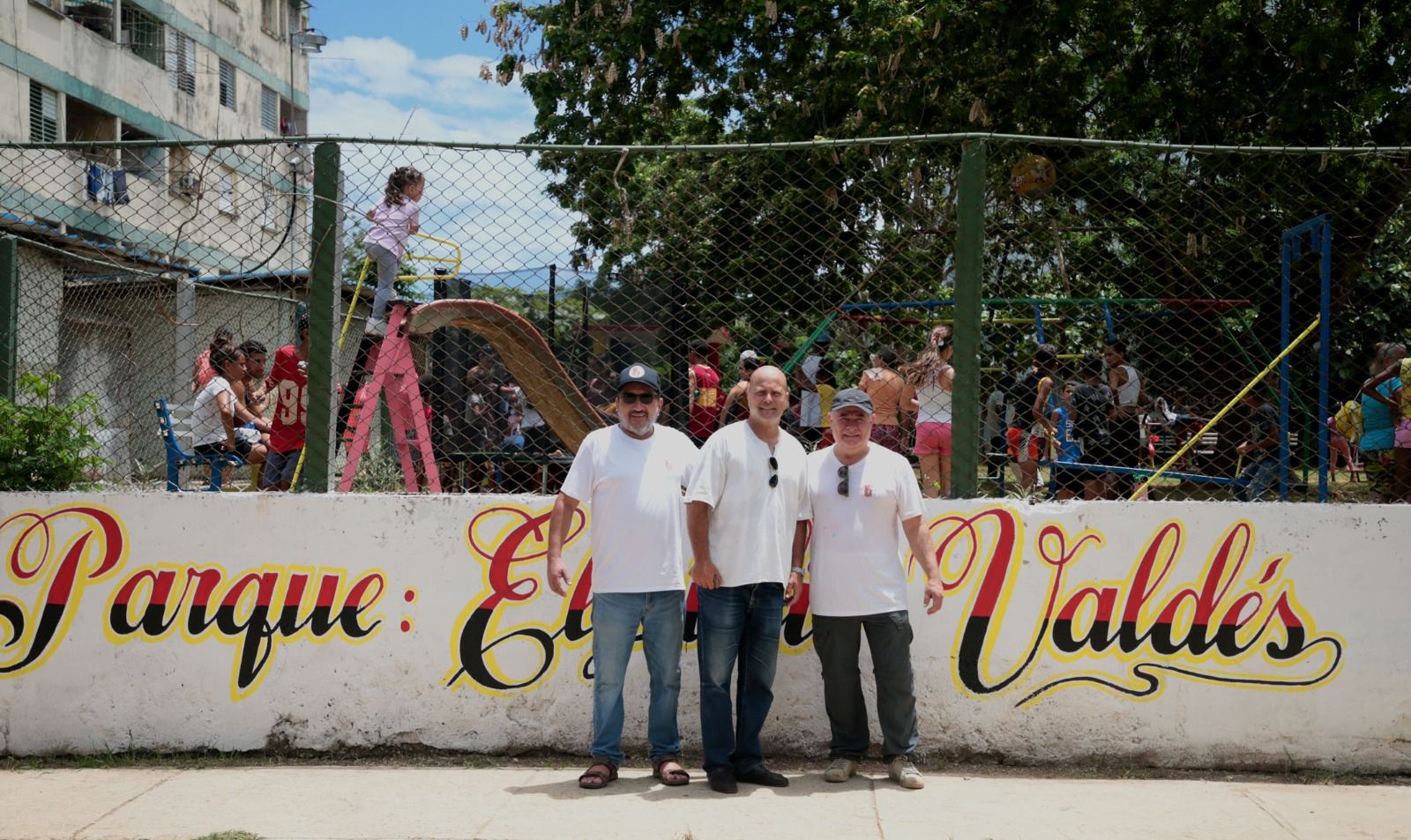 Acceso al Parque Infantil Elpidio Valdés Acceso al Parque Infantil Elpidio Valdés